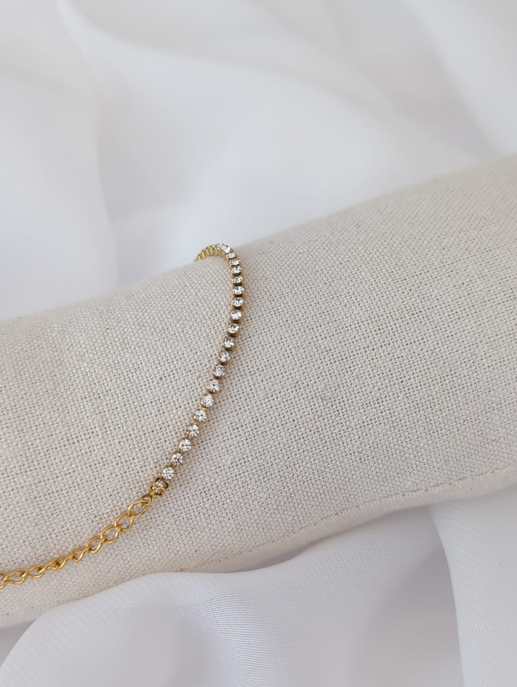 Collier doré en acier inoxydable avec des strass