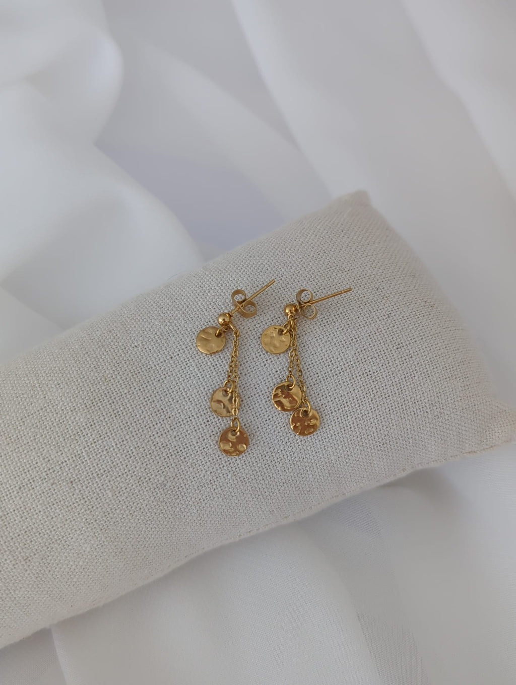 Boucles d'oreilles dorées ou argentées en acier inoxydable avec breloques rondes à motifs