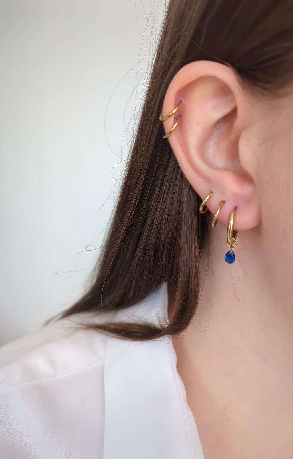 Boucles d'oreilles en acier inoxydable avec des zircons – 12 mm