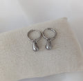 Boucles d'oreilles argentées en acier inoxydable avec breloques en forme de gouttes