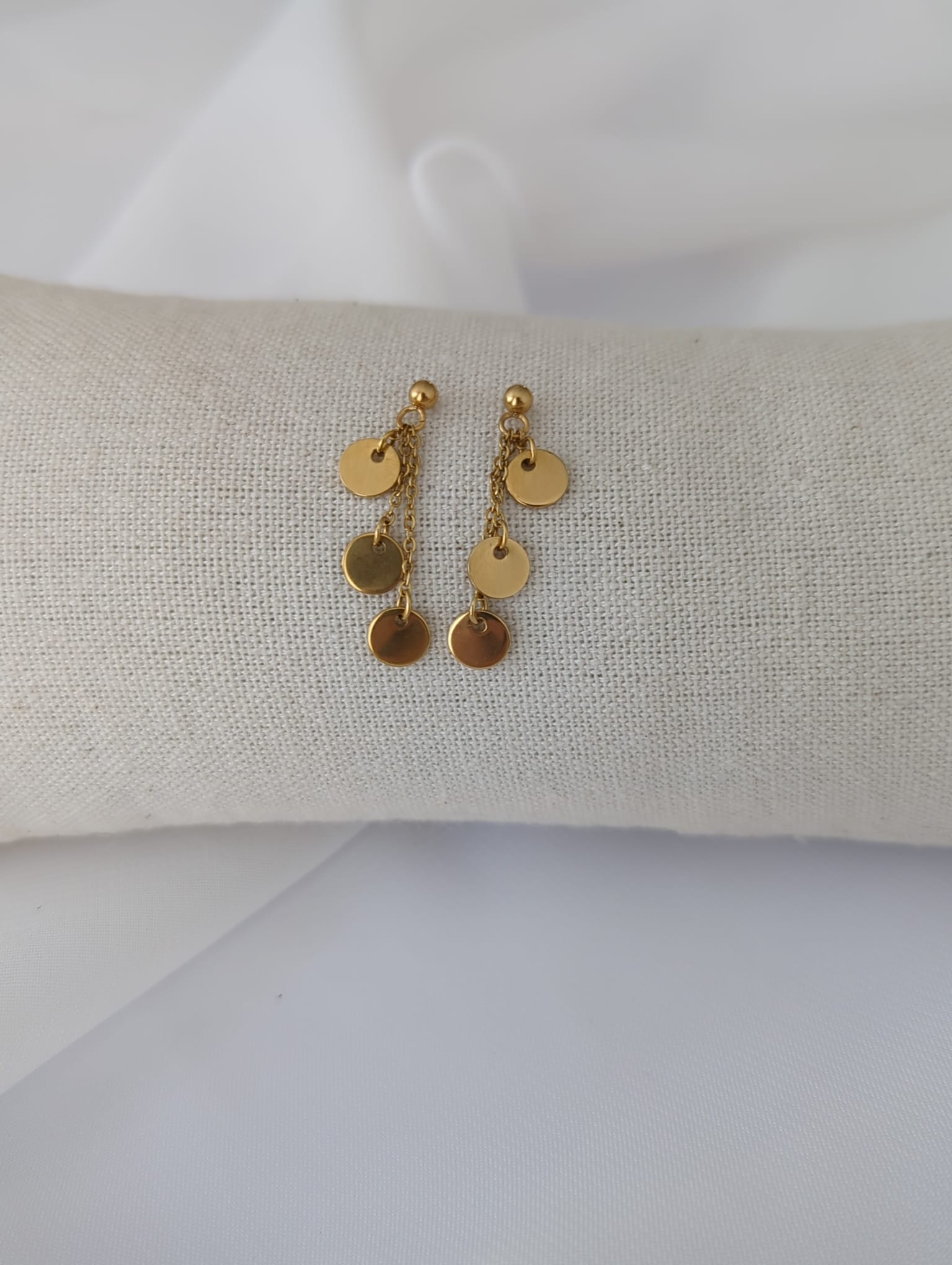 Boucles d'oreilles dorées ou argentées en acier inoxydable avec breloques rondes lisses