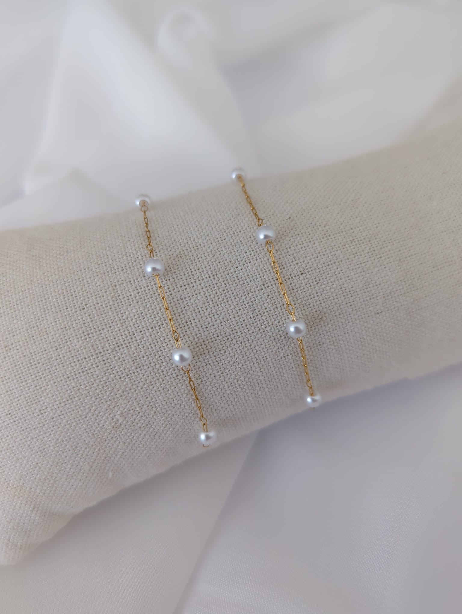 Boucles d'oreilles dorées en acier inoxydable avec perles