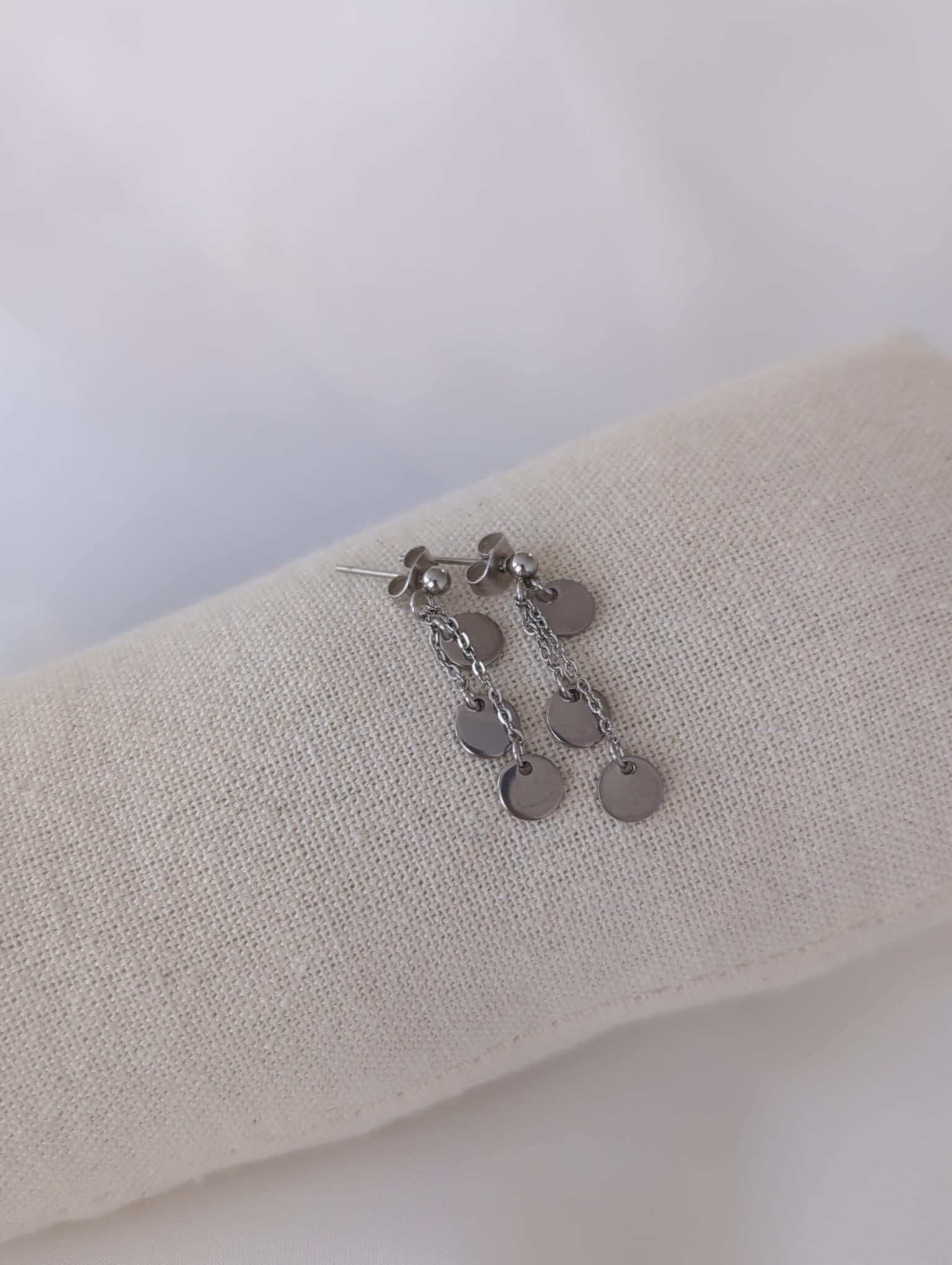 Boucles d'oreilles dorées ou argentées en acier inoxydable avec breloques rondes lisses