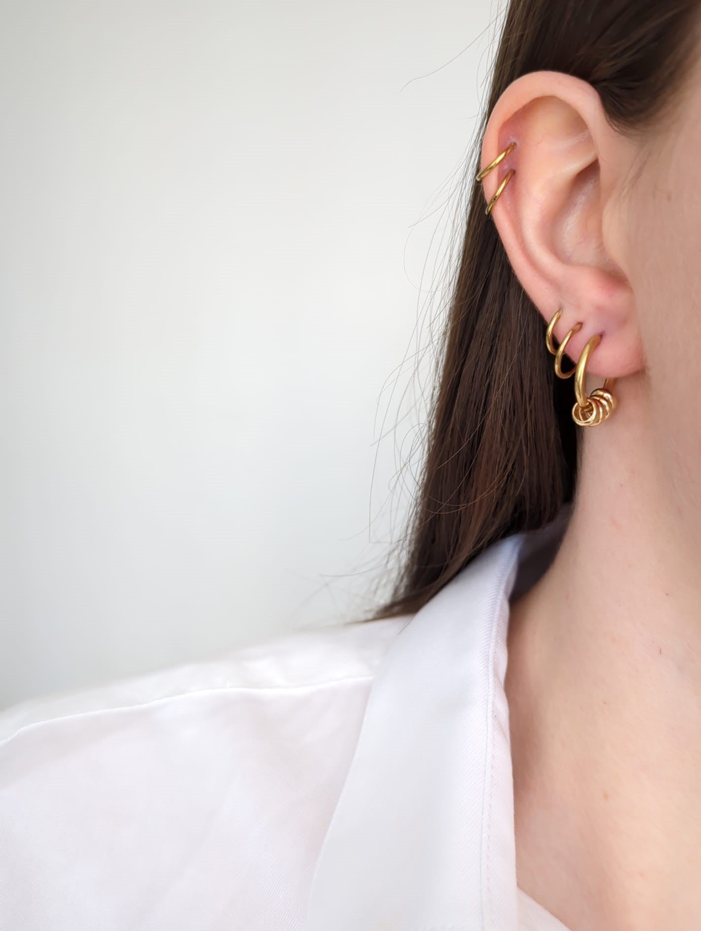 Boucles d'oreilles en acier inoxydable avec breloques anneaux dorées ou argentées - 14 mm
