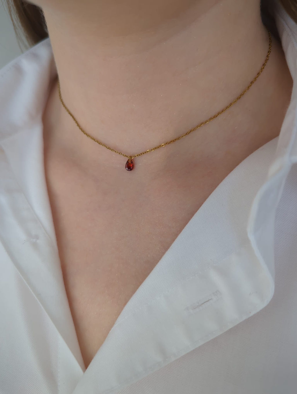 Collier doré en acier inoxydable avec zircon