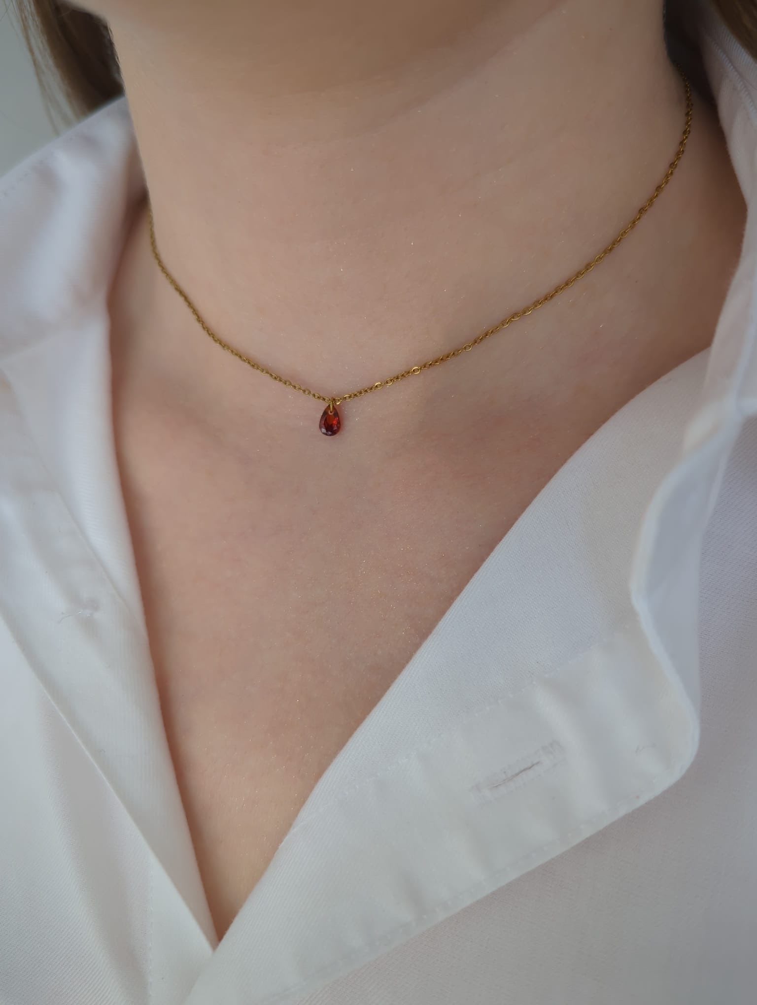 Collier doré en acier inoxydable avec zircon