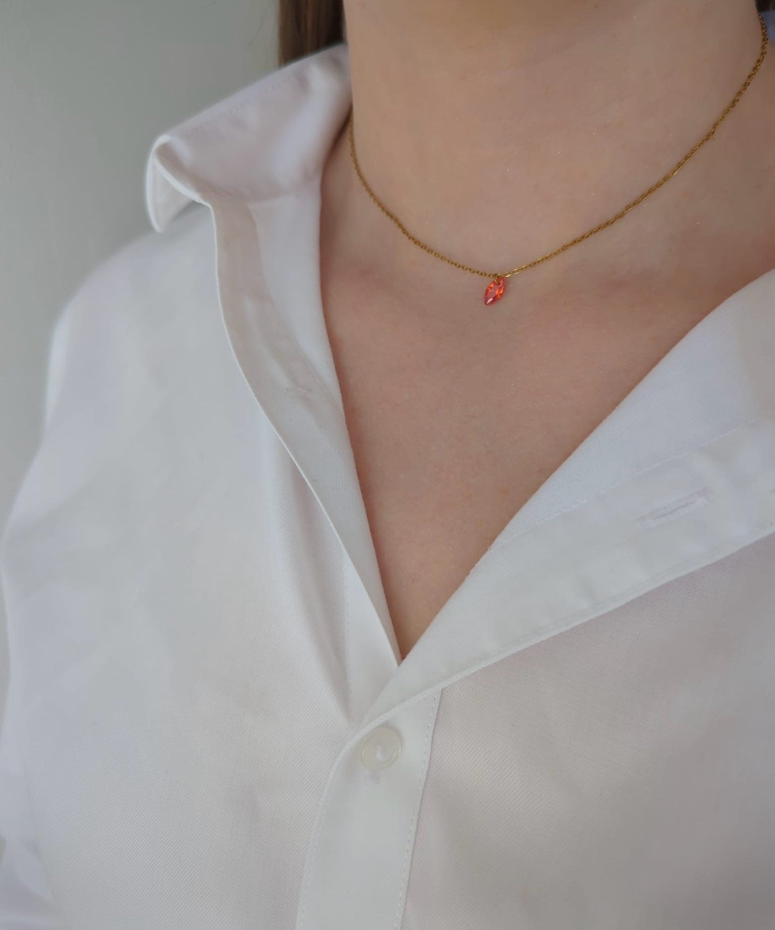 Collier doré en acier inoxydable avec un zircon taille Marquise orange