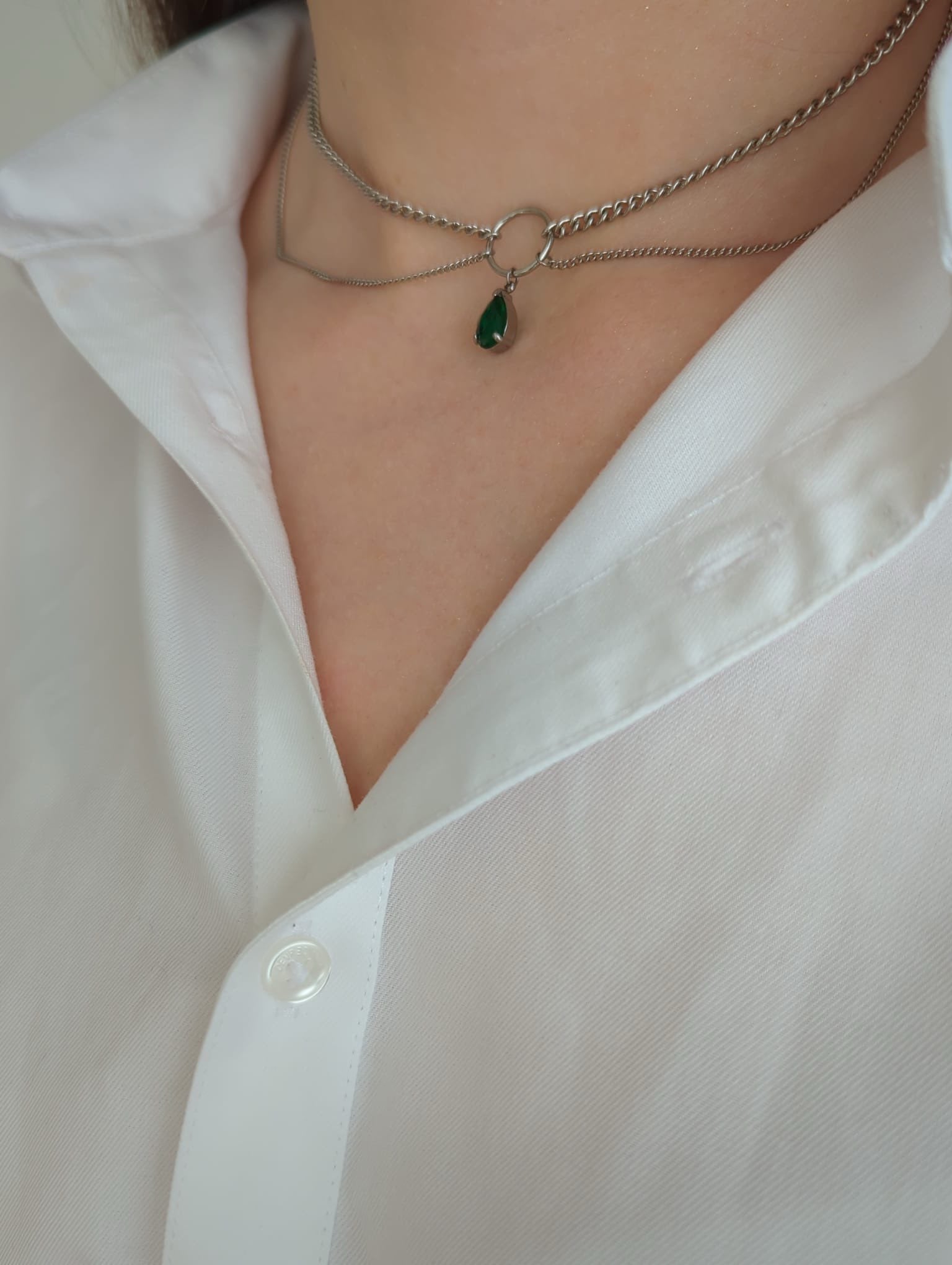 Collier argenté doubles chaines en acier inoxydable avec pendentif vert ou noir