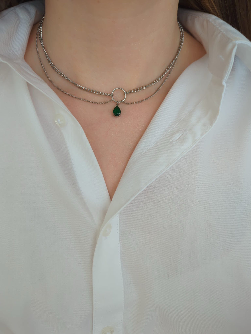 Collier argenté doubles chaines en acier inoxydable avec pendentif vert ou noir