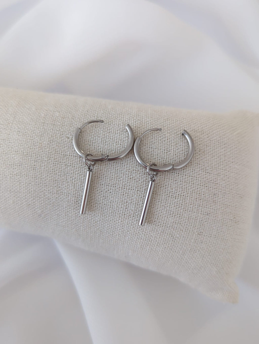 Boucles d'oreilles en acier inoxydable avec breloque dorée ou argentée - 12 mm