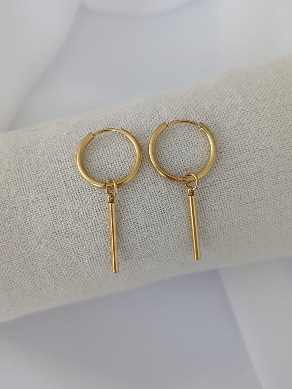 Boucles d'oreilles en acier inoxydable avec breloque dorée ou argentée - 14 mm