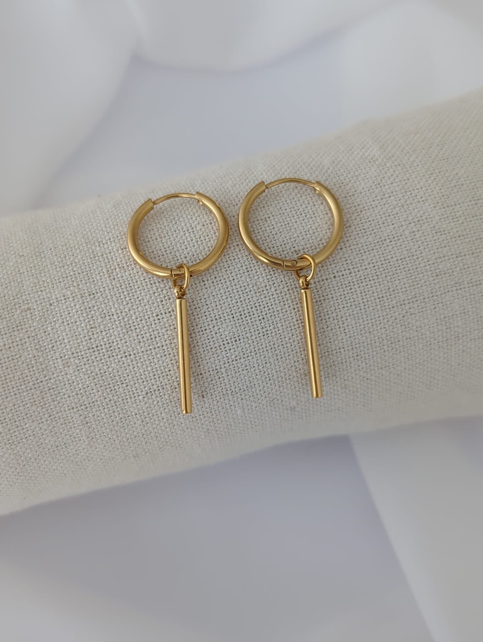 Boucles d'oreilles en acier inoxydable avec breloque dorée ou argentée - 14 mm