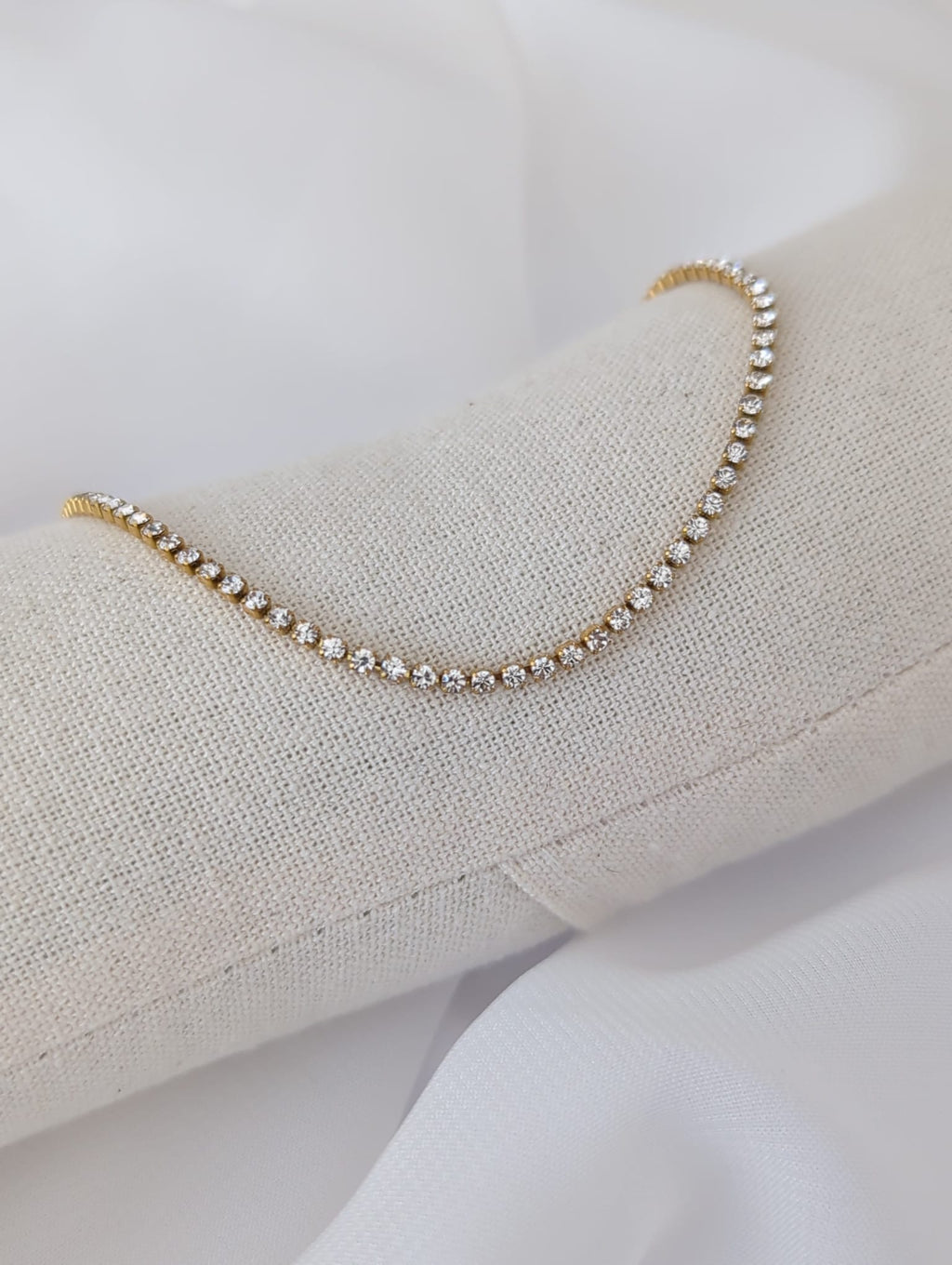 Collier doré en acier inoxydable avec des strass