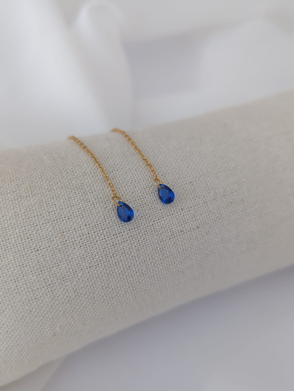 Boucles d'oreilles pendantes en acier inoxydable doré avec zircons