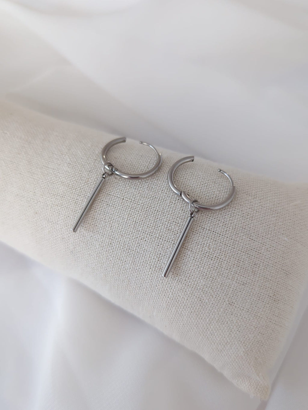 Boucles d'oreilles en acier inoxydable avec breloque dorée ou argentée - 14 mm