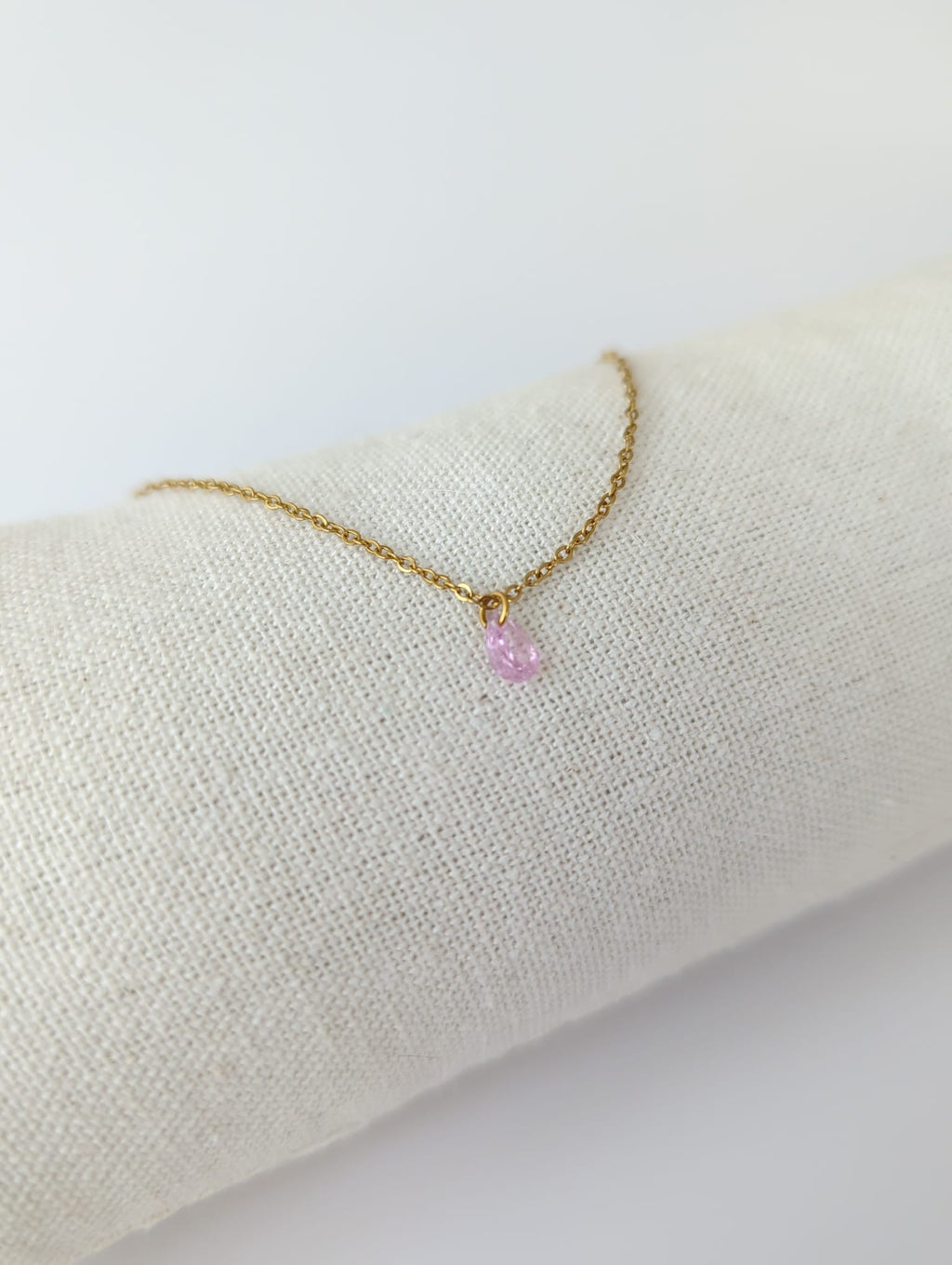 Collier doré en acier inoxydable avec zircon