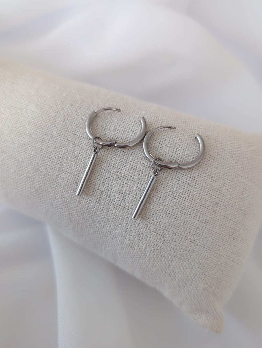 Boucles d'oreilles en acier inoxydable avec breloque dorée ou argentée - 12 mm